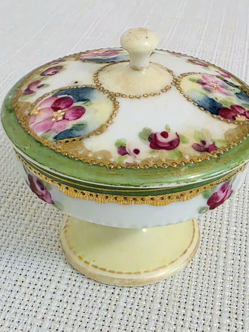 Vtg Nippon Pedestal Lidded Trinket Box Flowers Porcelain 3" Dainty Vanity READ